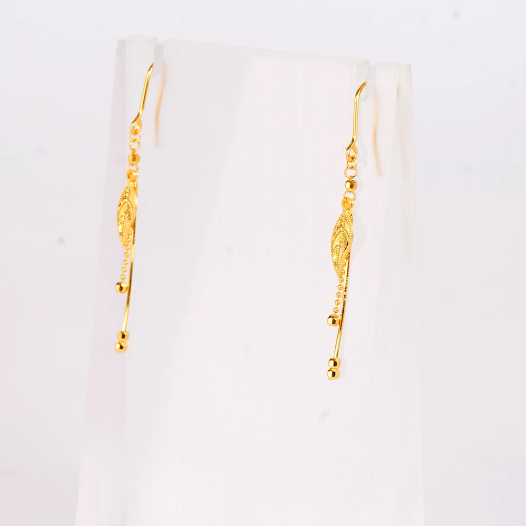 Chow Tai Seng/周大生龙鳞叶子带流苏足金耳钩 2.73g 193号