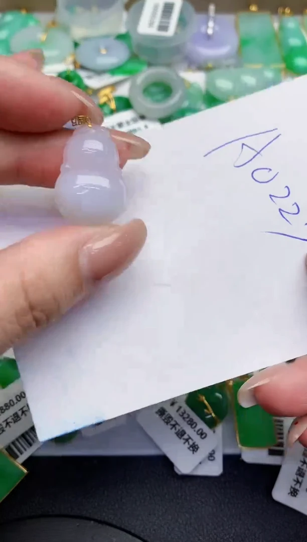 【闪购商品】翡翠18K金镶嵌颈饰0000000000