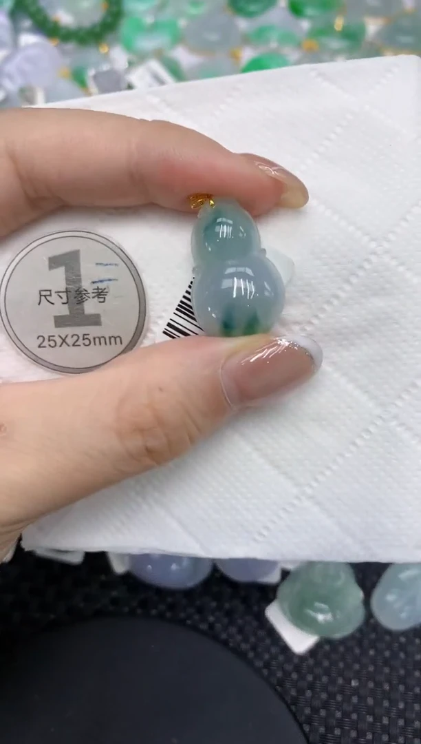 颈饰18K金镶嵌翡翠11111111
