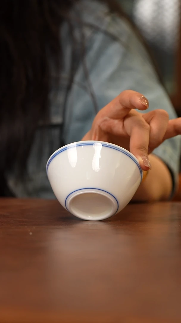 景德镇纯手工白胎卧足杯