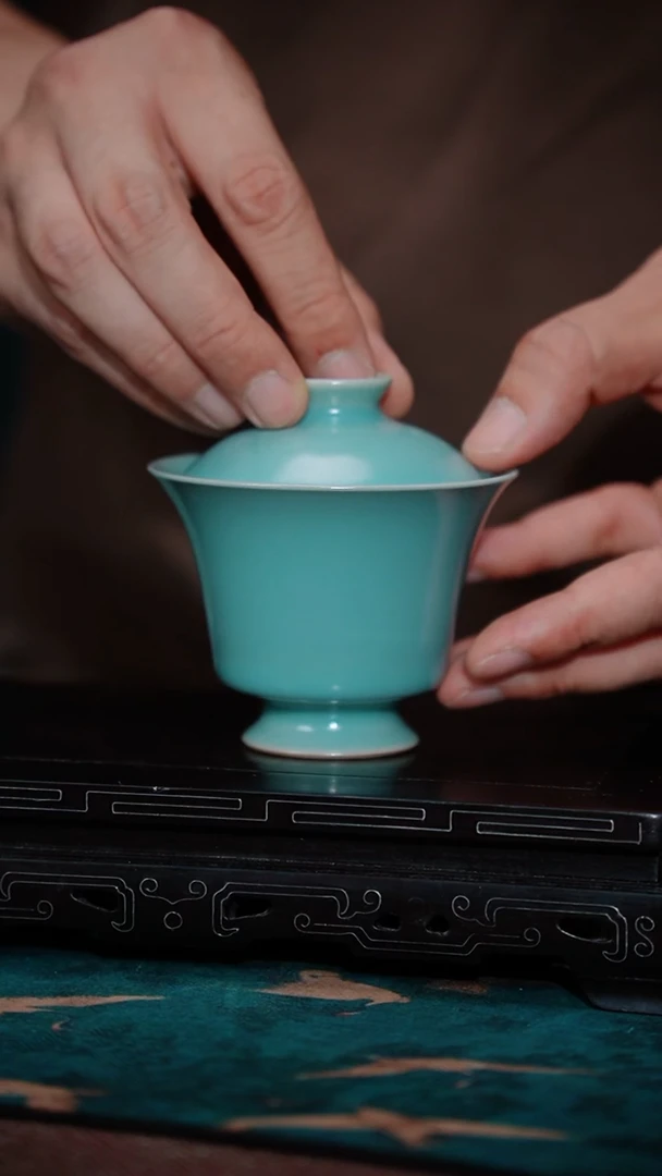 瓷片37-10（临江仙）微瑕