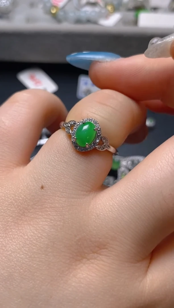 银S925镶嵌戒指翡翠百内无证书
