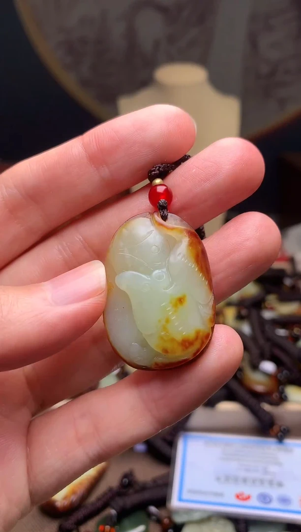 颈饰未镶嵌和田玉新疆料青海料清水和田玉吊坠
