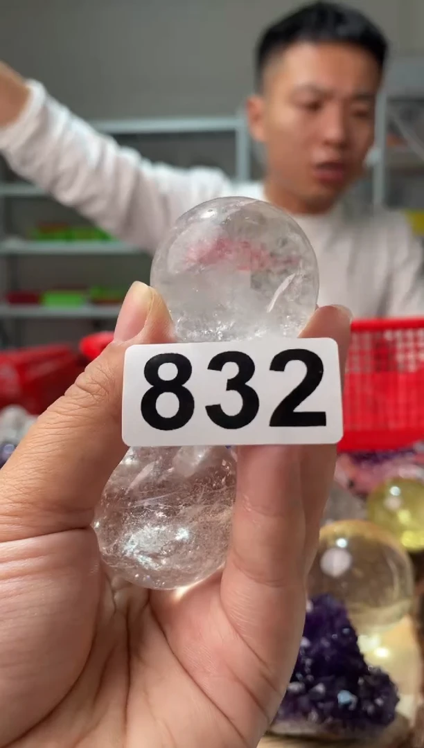 未镶嵌水晶大型摆件（非配饰）白水晶球多样性发其一 35-38M  832