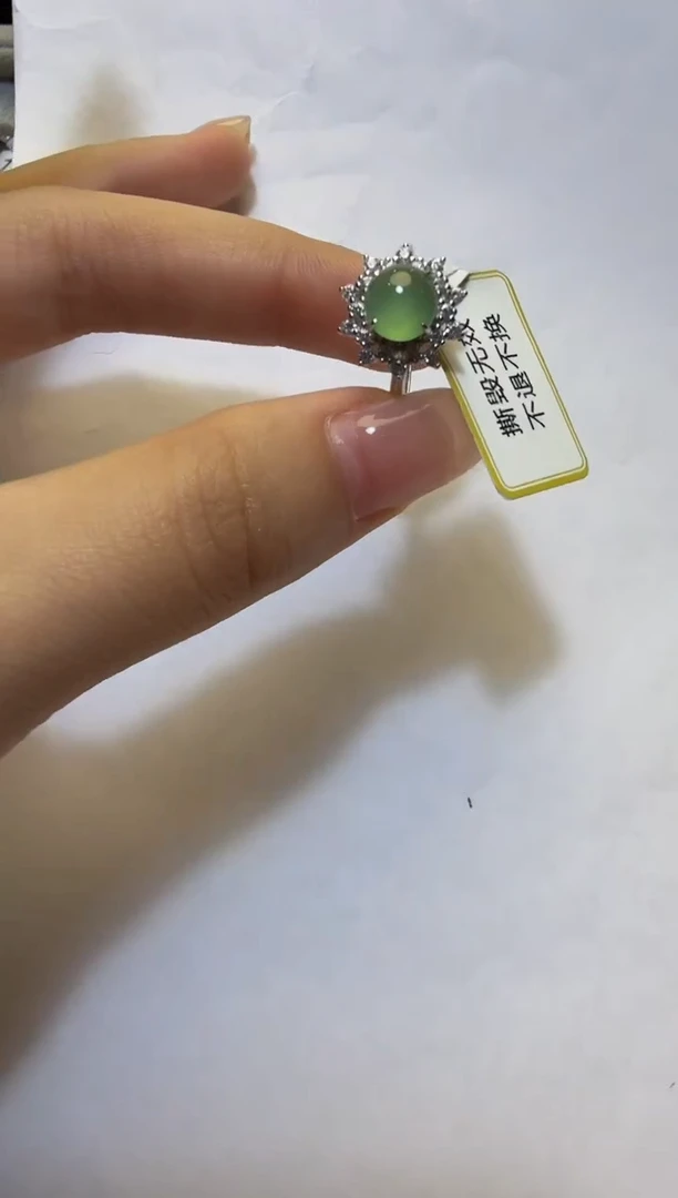 银S925镶嵌戒指翡翠925银镶缅甸A货翡翠戒指