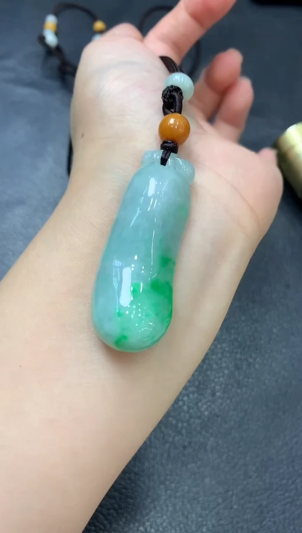 吊坠(不含链)未镶嵌翡翠福瓜