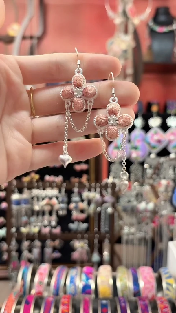 织绣 云织谣民族风精美饰品   429