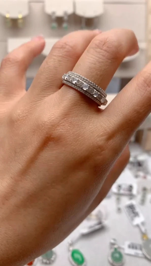 【闪购商品】翡翠戒指银S925镶嵌热