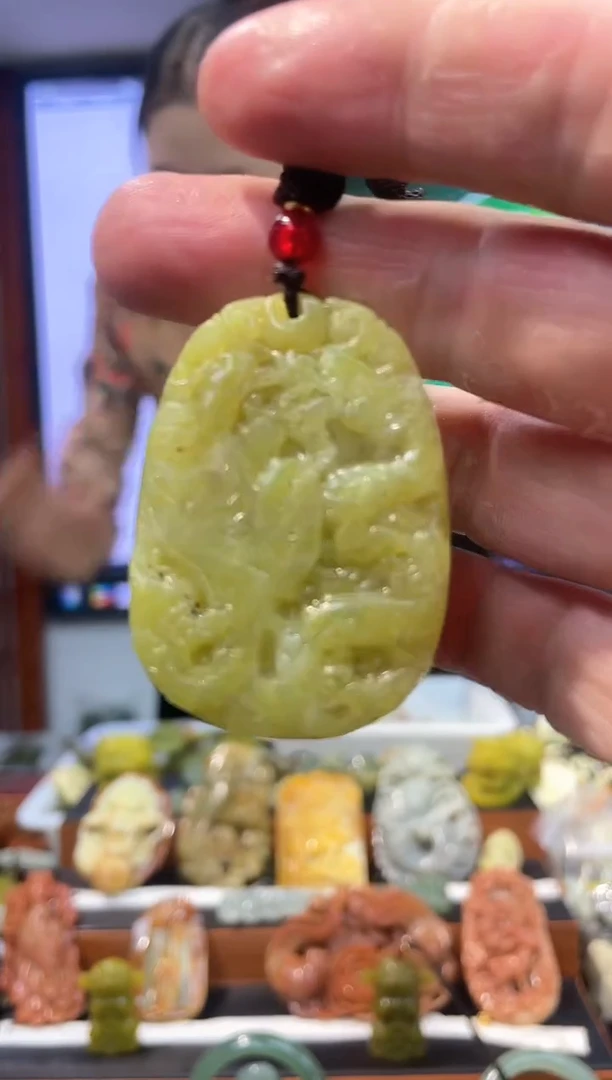 【闪购商品】岫玉吊坠未镶嵌·