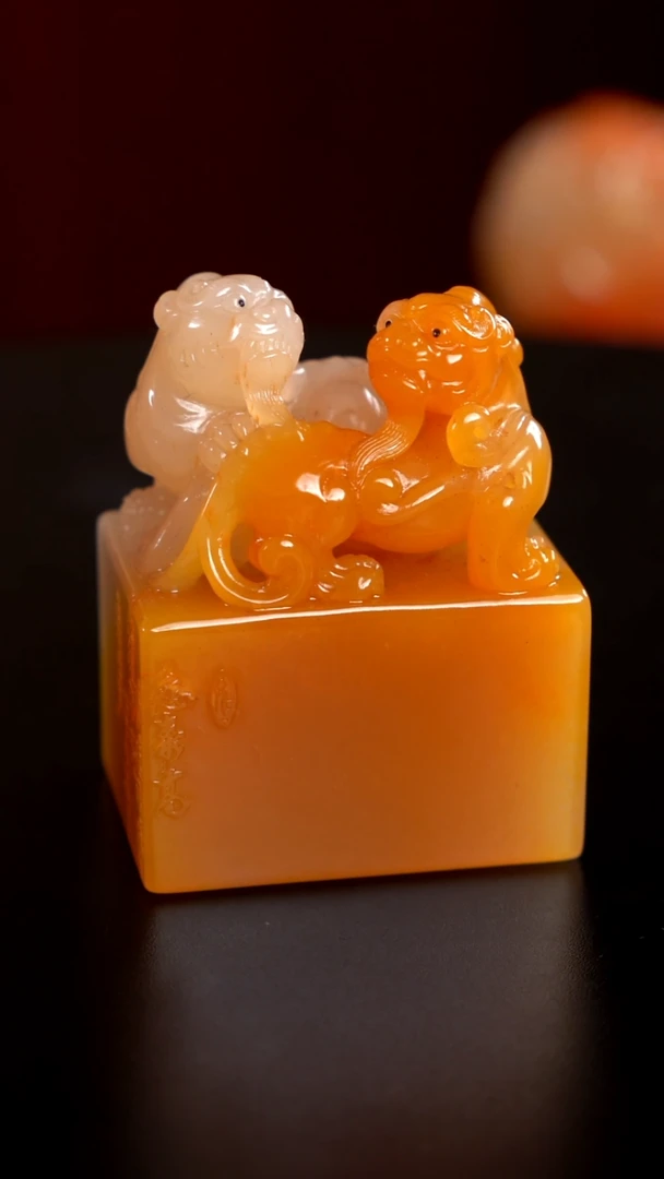 寿山石白****小寿山石印章