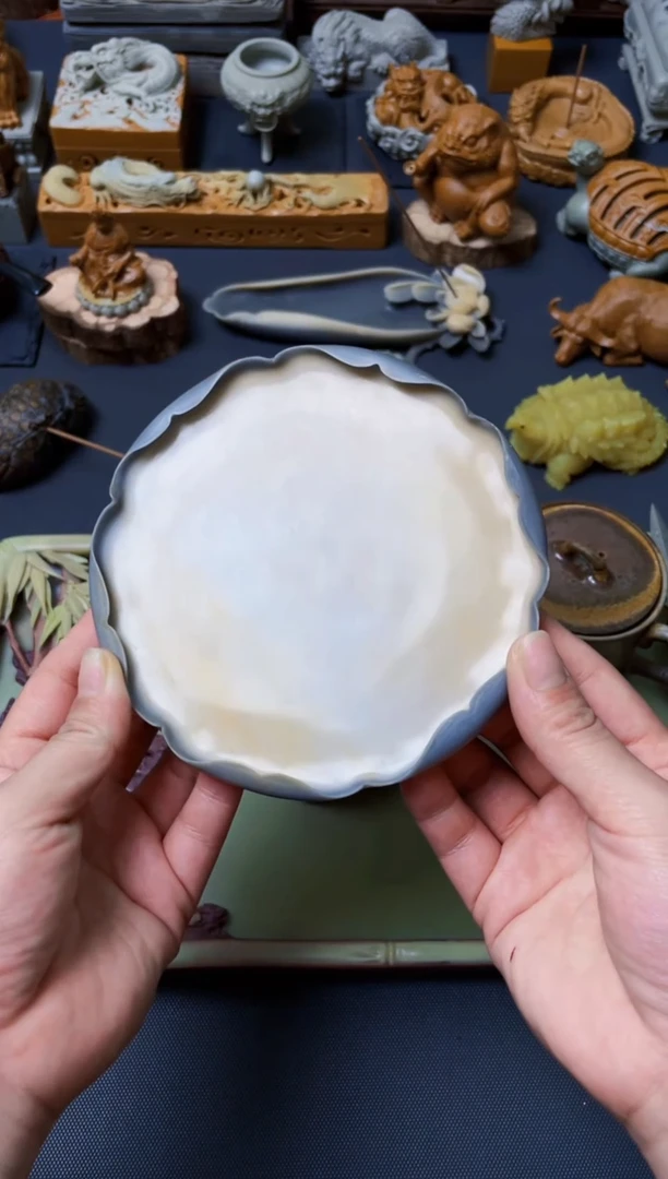 14公分沉积玉素面荷花壶承