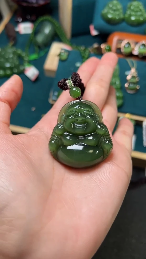 【闪购商品】和田玉（碧玉）颈饰未镶嵌碧玉39×41×12左右