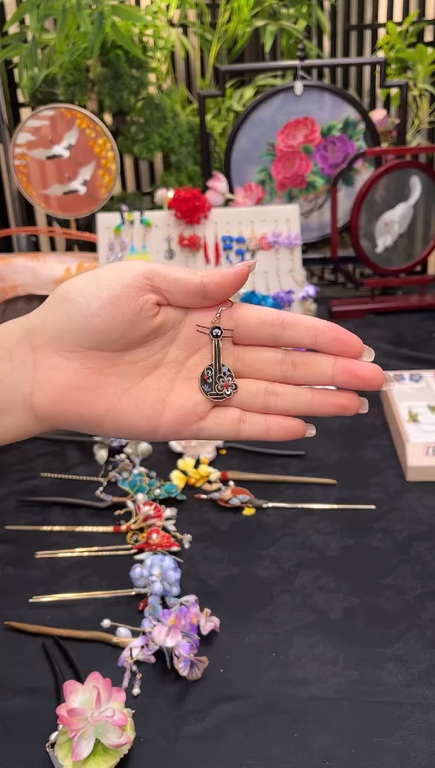 织绣美**多非遗手工苏绣饰品