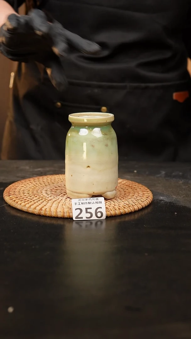 【闪购商品】瓷片256泥泥手工花盆口5高11