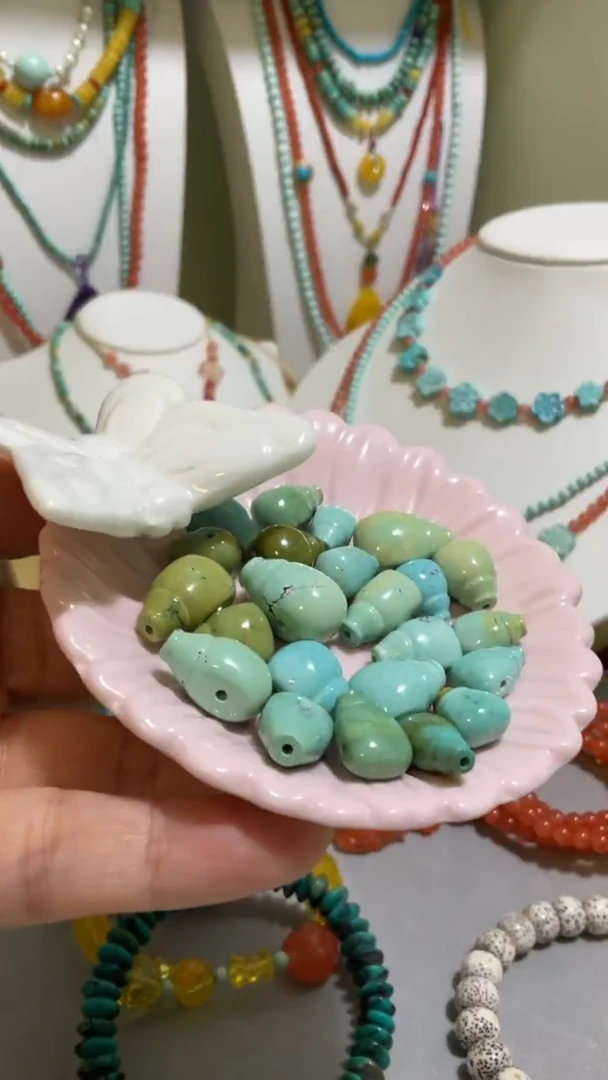 未镶嵌绿松石珠宝奇石三通（此链接仅作展示）