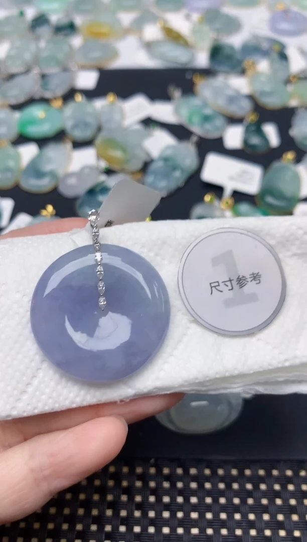 颈饰18K金镶嵌翡翠天然缅甸A货翡翠