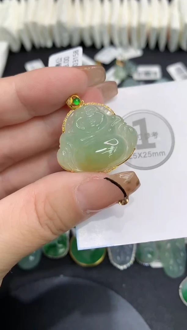 吊坠(不含链)18K金镶嵌翡翠111
