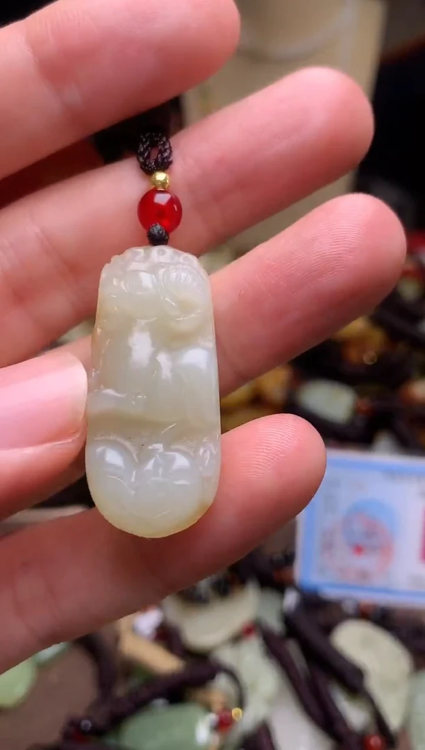 颈饰未镶嵌和田玉新疆料青海料清水和田玉吊坠