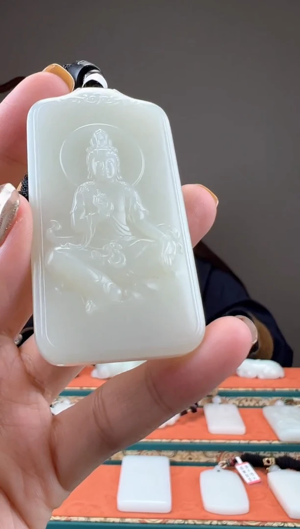 【闪购商品】和田玉颈饰未镶嵌1