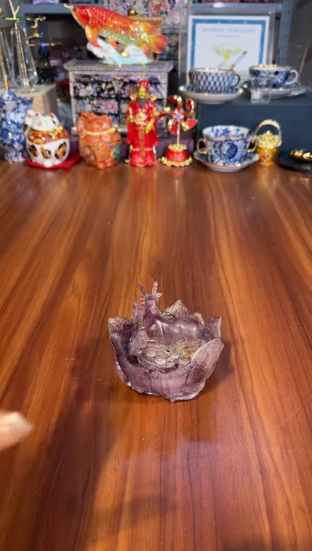 189粉彩琉璃香炉-一鹿生花（粉彩紫）
