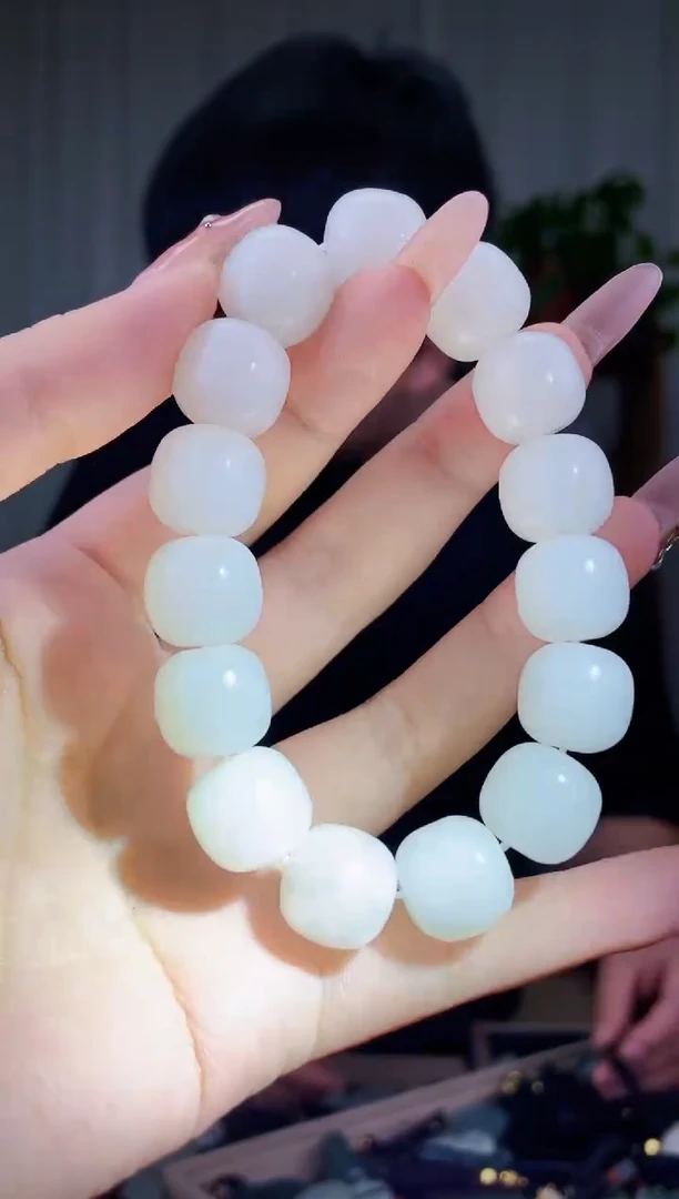 和田玉未镶嵌挂件拍一发一，多样性发货！1.5