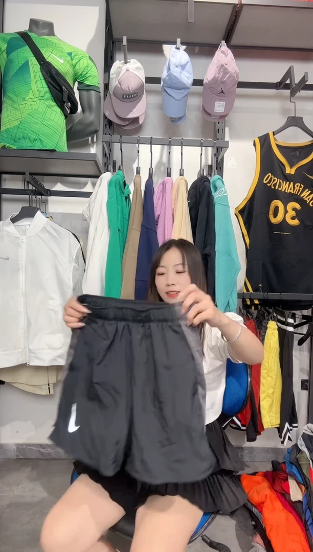 1622  编码 瑕疵款直播间过款为准 尺码