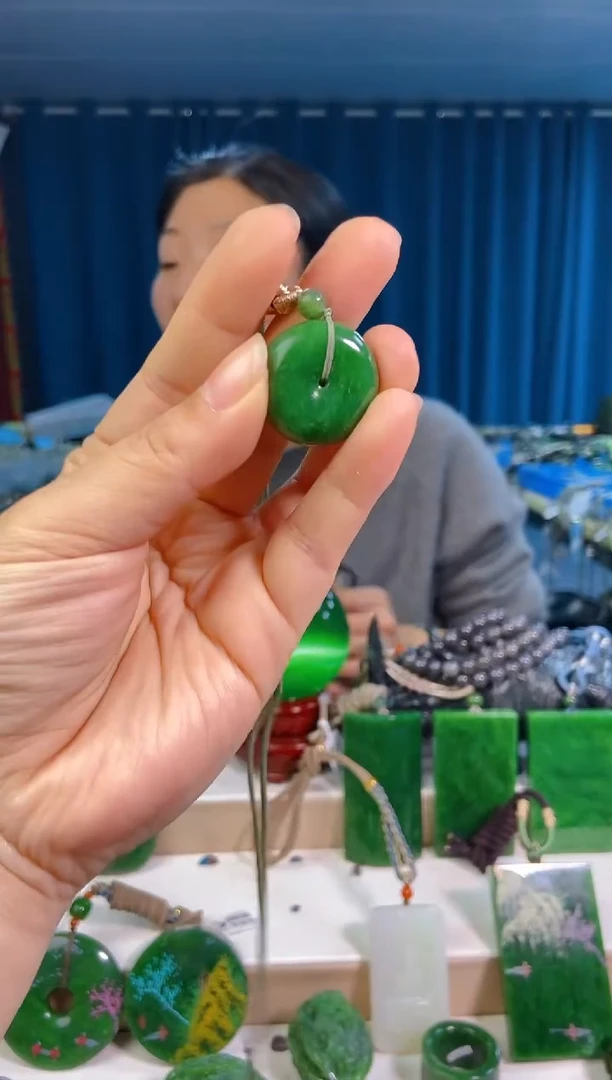 【闪购商品】和田玉挂件未镶嵌1