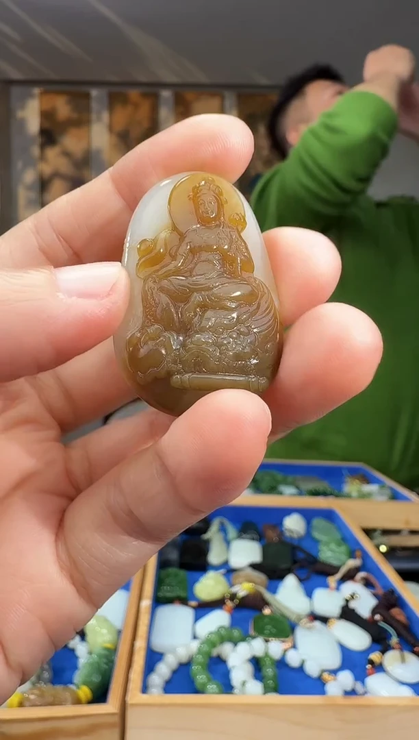 未镶嵌和田玉挂件拍一发一