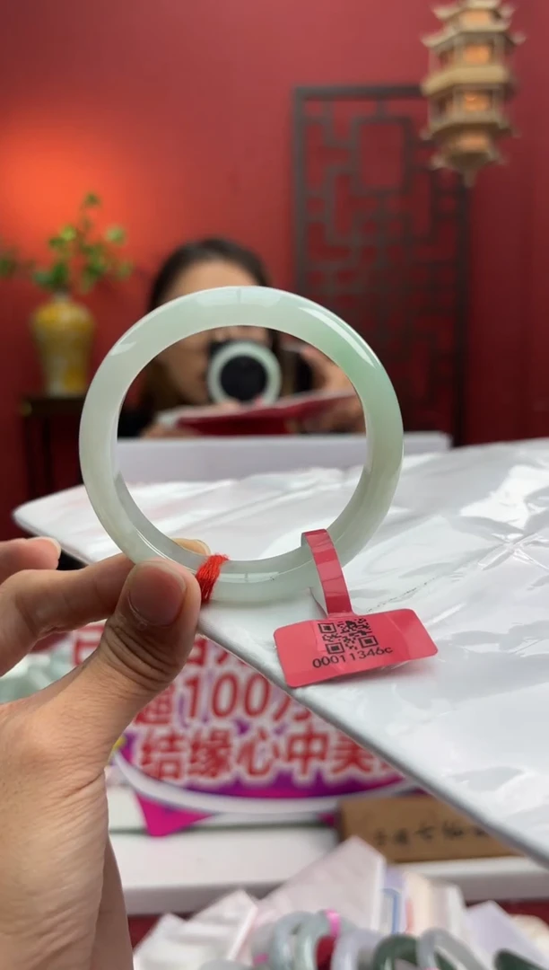 未镶嵌手镯翡翠翡翠手镯