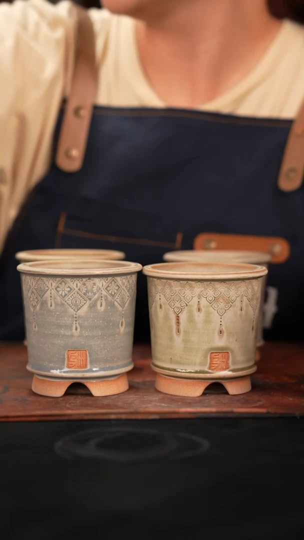 7-6-189花盆口径7混发1个微瑕