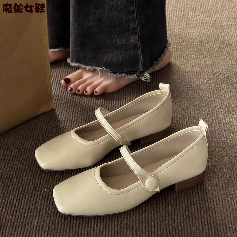 【万达撤柜】白色法式单鞋女夏2025春秋新款百搭仙女风韩版小众低跟