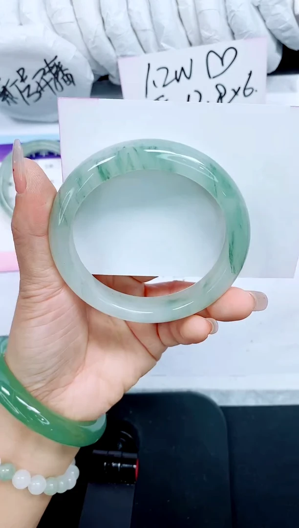 石英质玉手镯未镶嵌119-59.4