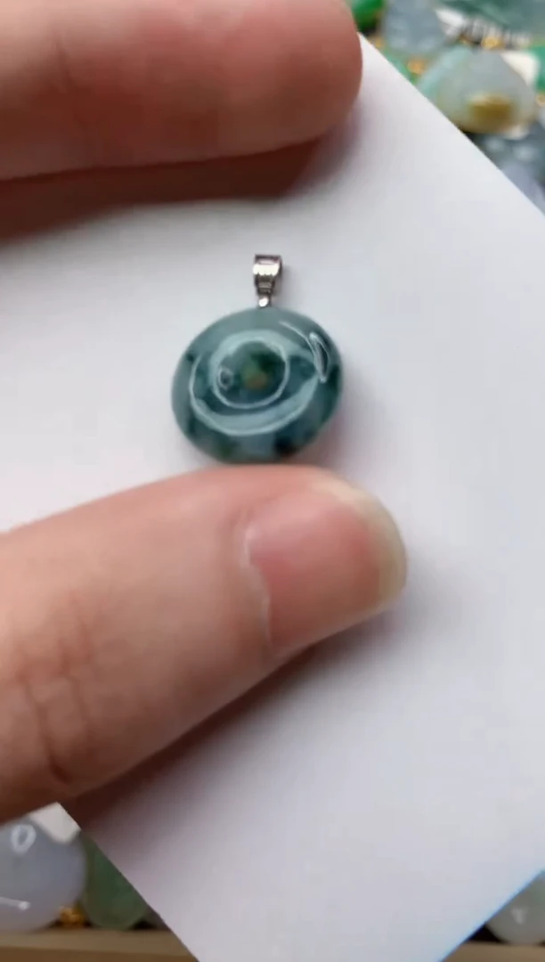 【闪购商品】翡翠颈饰18K金镶嵌2...........