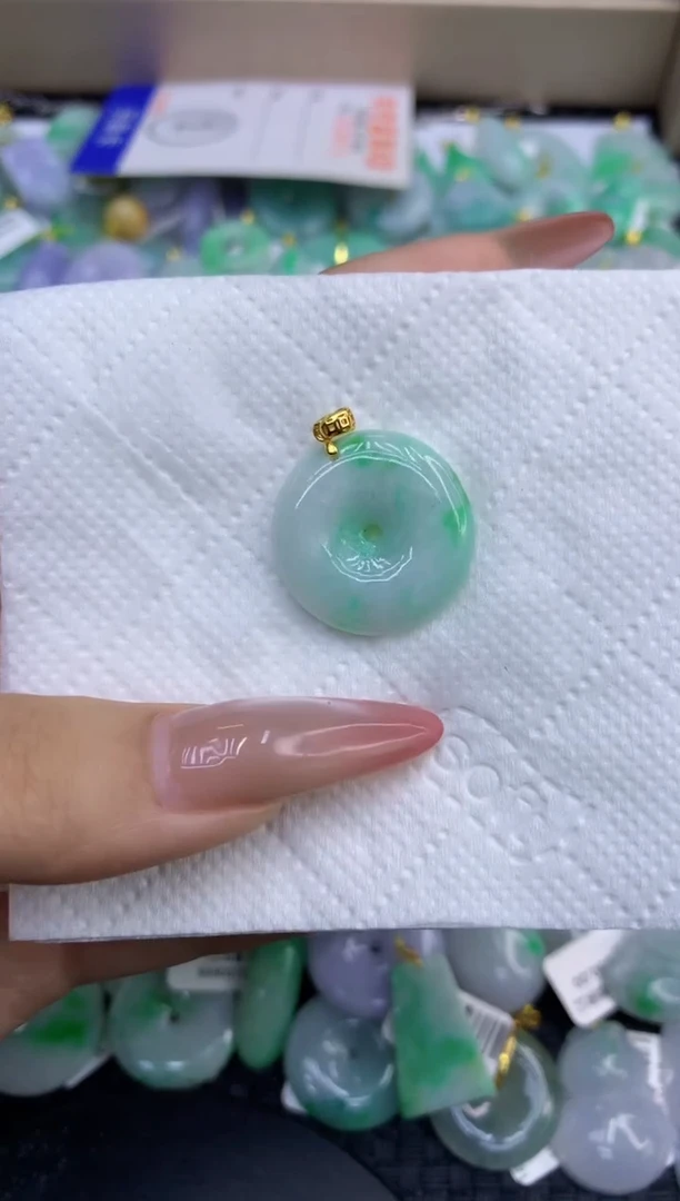 颈饰未镶嵌翡翠天然缅甸A货翡翠