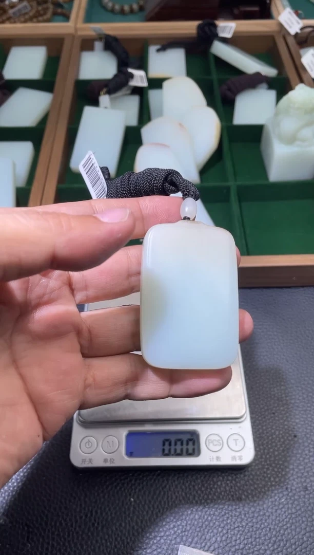 定制和田玉官帽