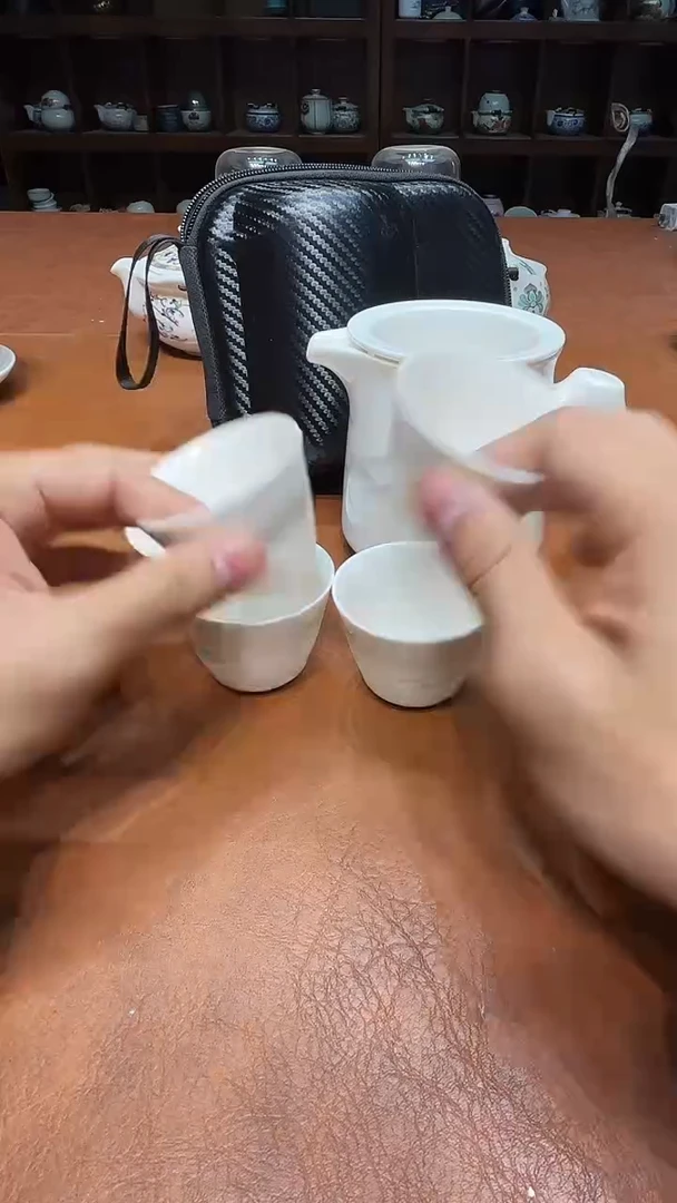 高雅艺术瓷简单清