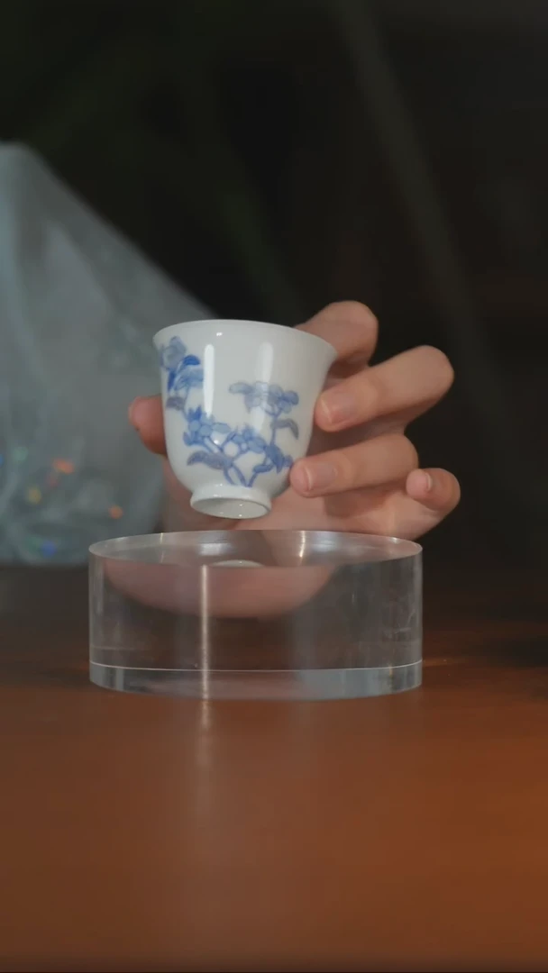 青花秒银花卉铃铛杯