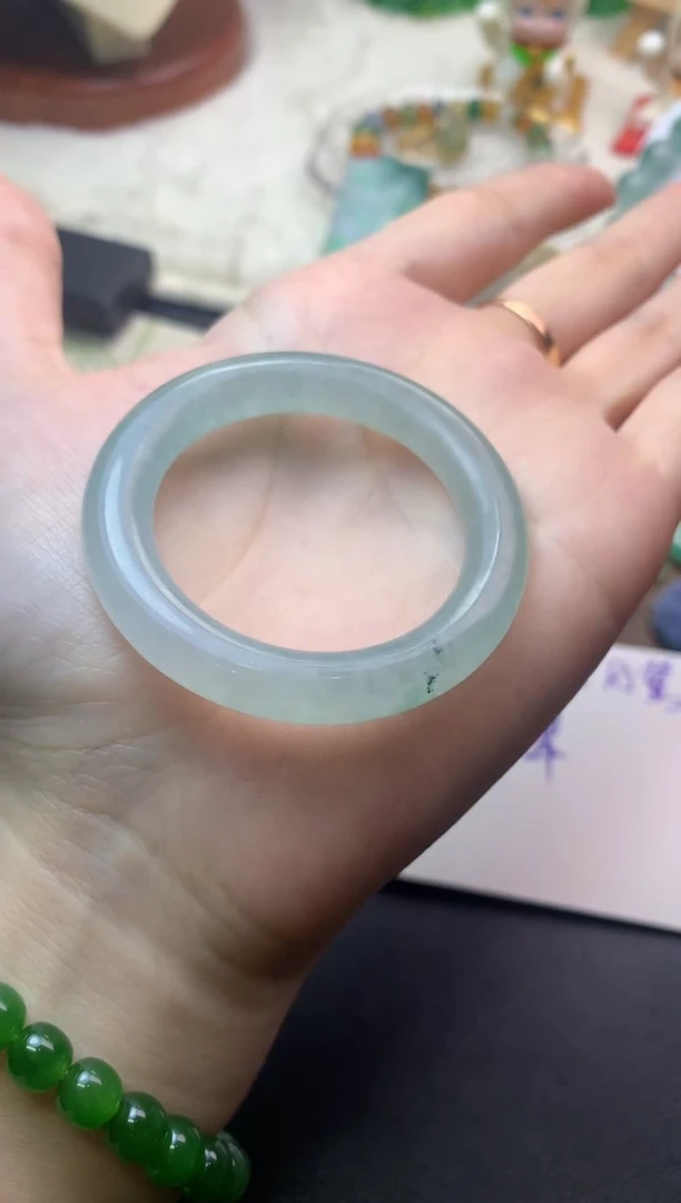 未镶嵌定制翡翠毛货