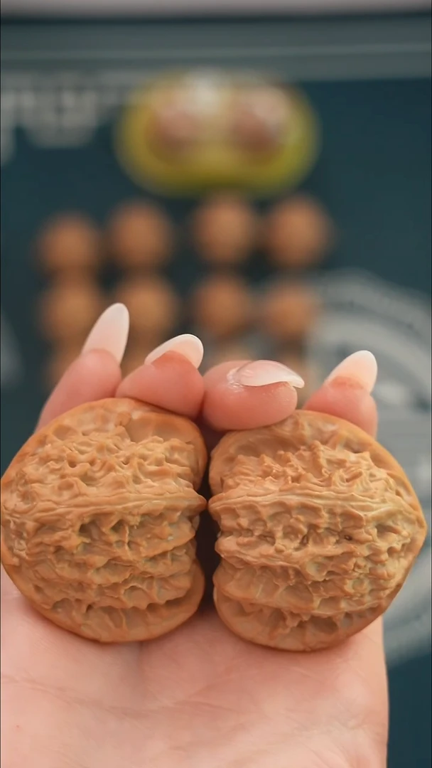 吊坠文玩核桃三角白42微修