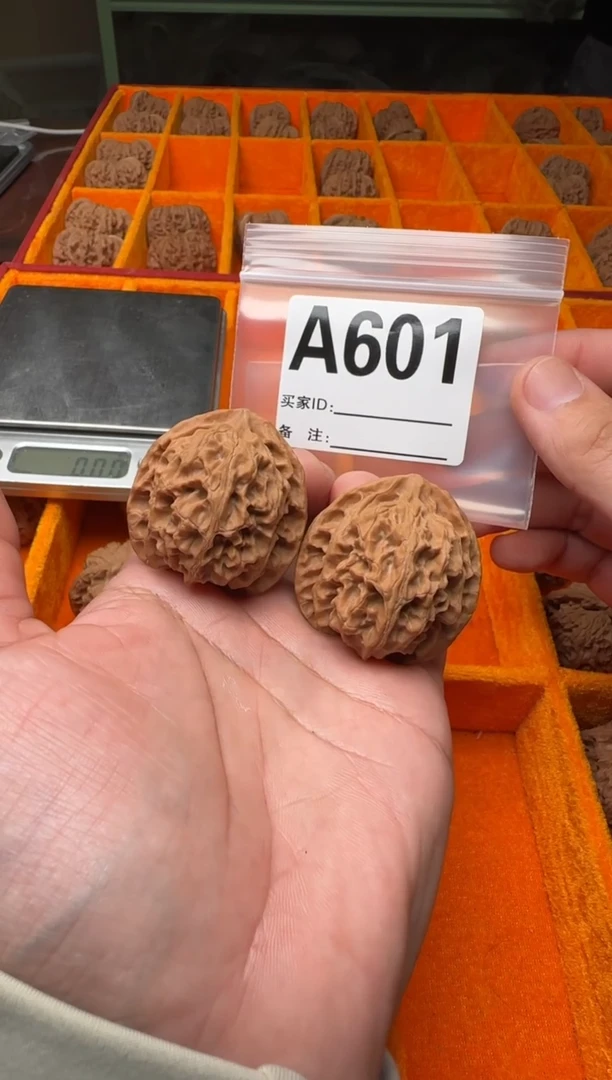 吊坠文玩核桃苹果园40-A601