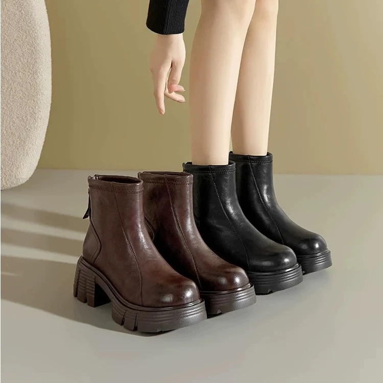 复古增高马丁靴女2024圆头粗跟后拉链短靴加绒时尚气质女靴10B