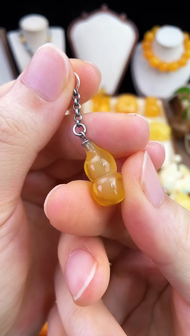 琥珀未镶嵌珠宝奇石柒月