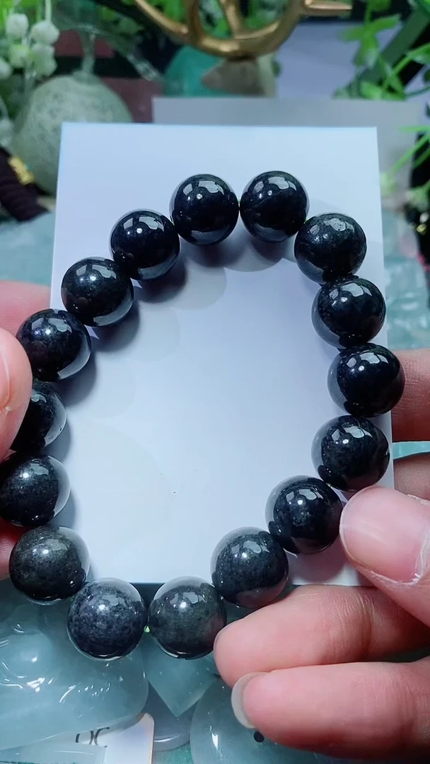 【闪购商品】翡翠颈饰未镶嵌天然A货翡翠一件