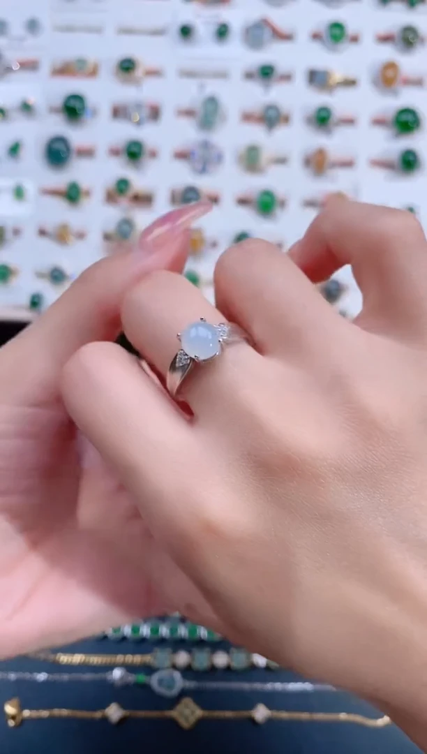 翡翠戒指银S925镶嵌天然翡翠