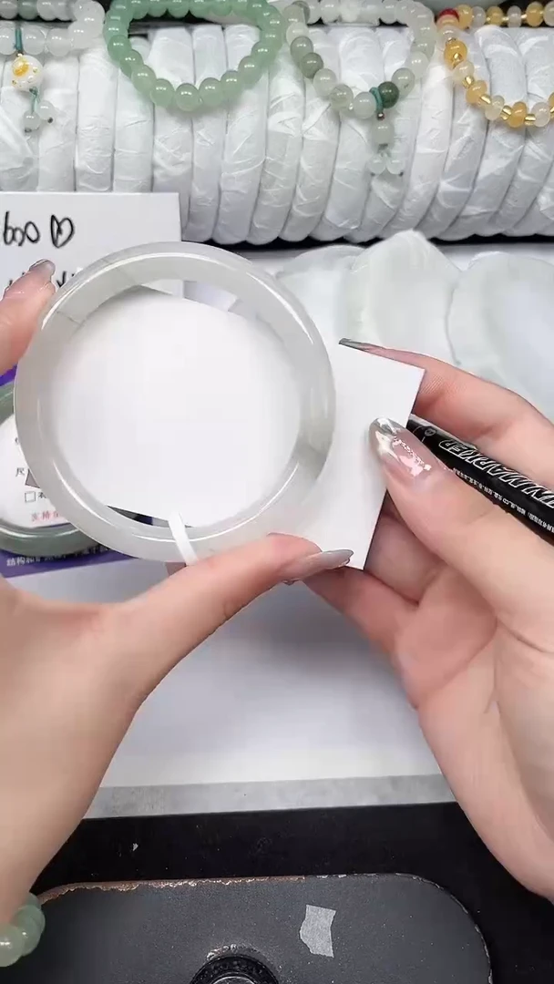 未镶嵌手镯石英质玉246-59/60