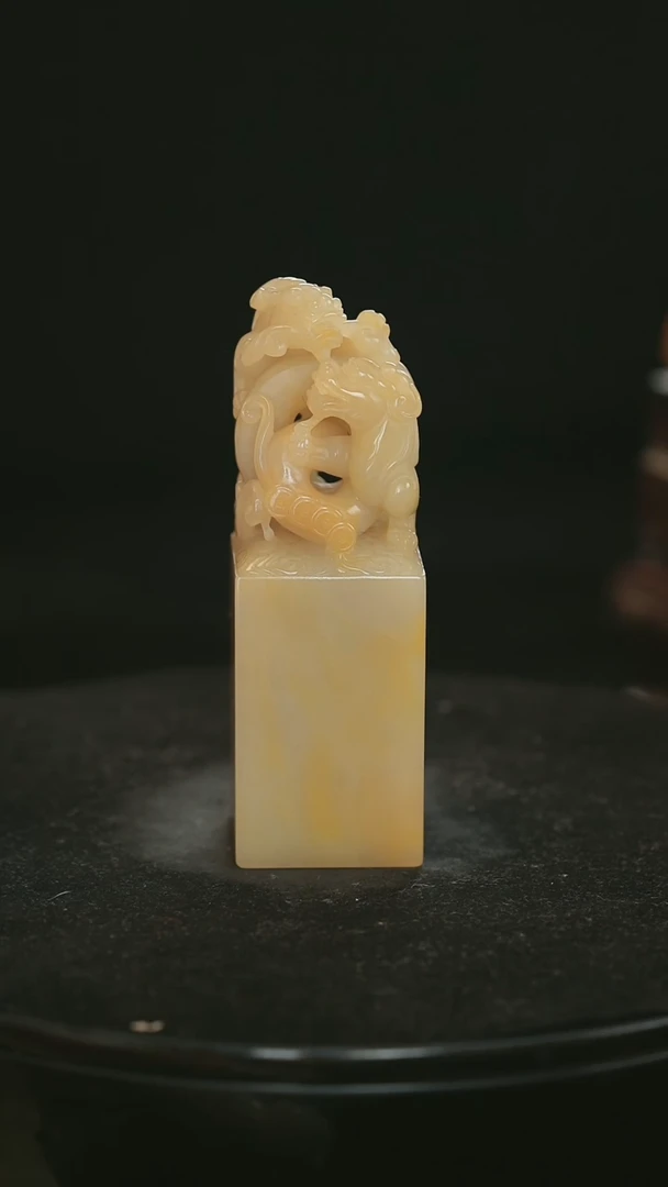 【闪购商品】寿山石螭虎穿环献瑞雕林端鸿作品