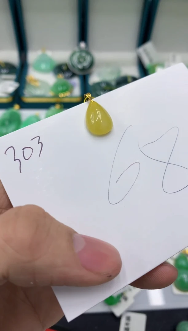 【闪购商品】翡翠颈饰18K金镶嵌11111111