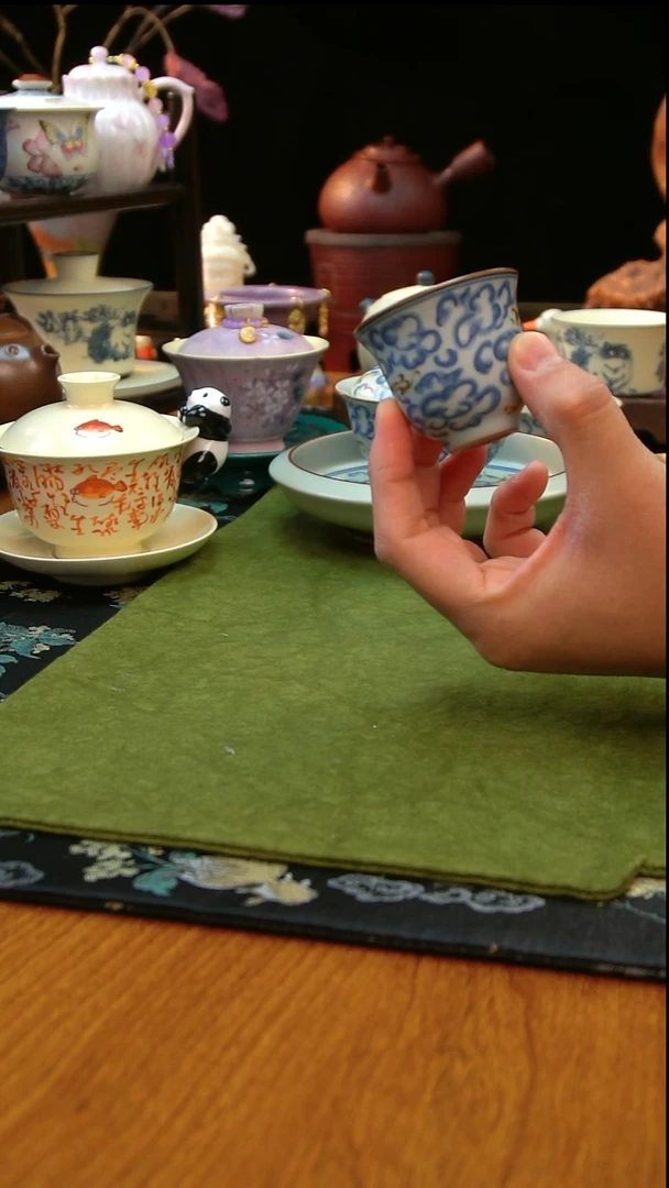 专做手绘和手工茶具的直播间
