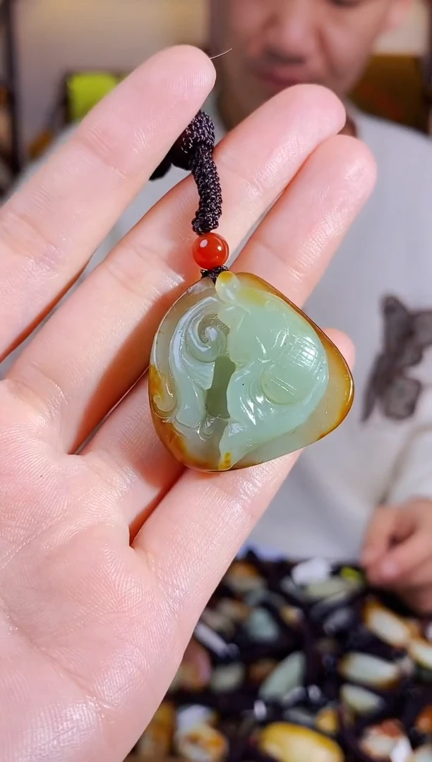 【闪购商品】和田玉颈饰未镶嵌1