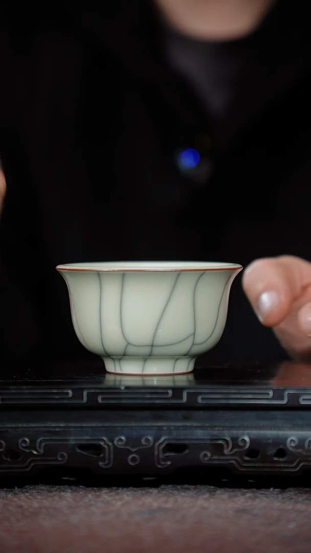 157-2压手杯（金丝铁线 龙泉米黄）